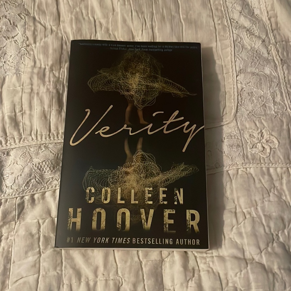 Verity by Colleen Hoover